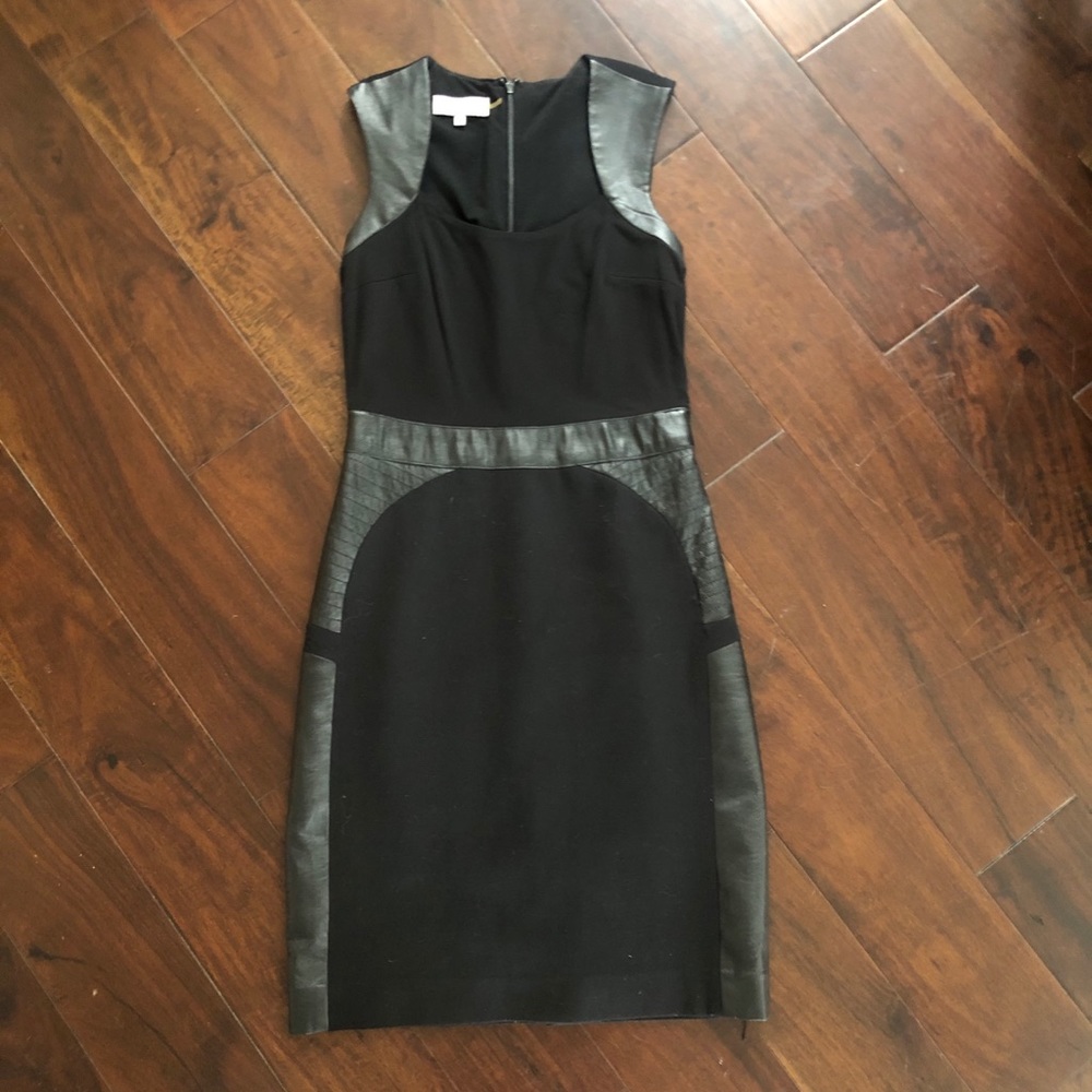 Teri Jon Sportswear dress Size 4